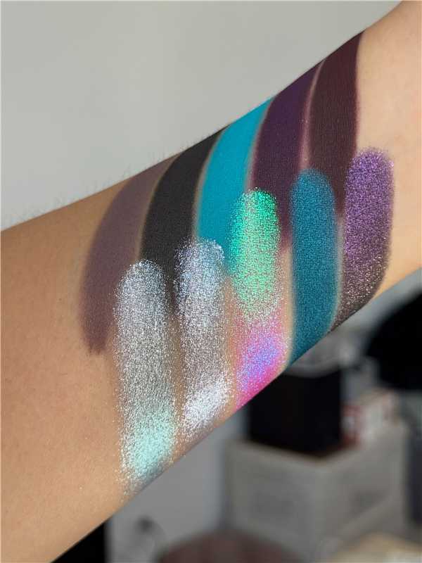 NOIRICORN × @easy.ber SANCTUM BLOOM Eyeshadow Palette
